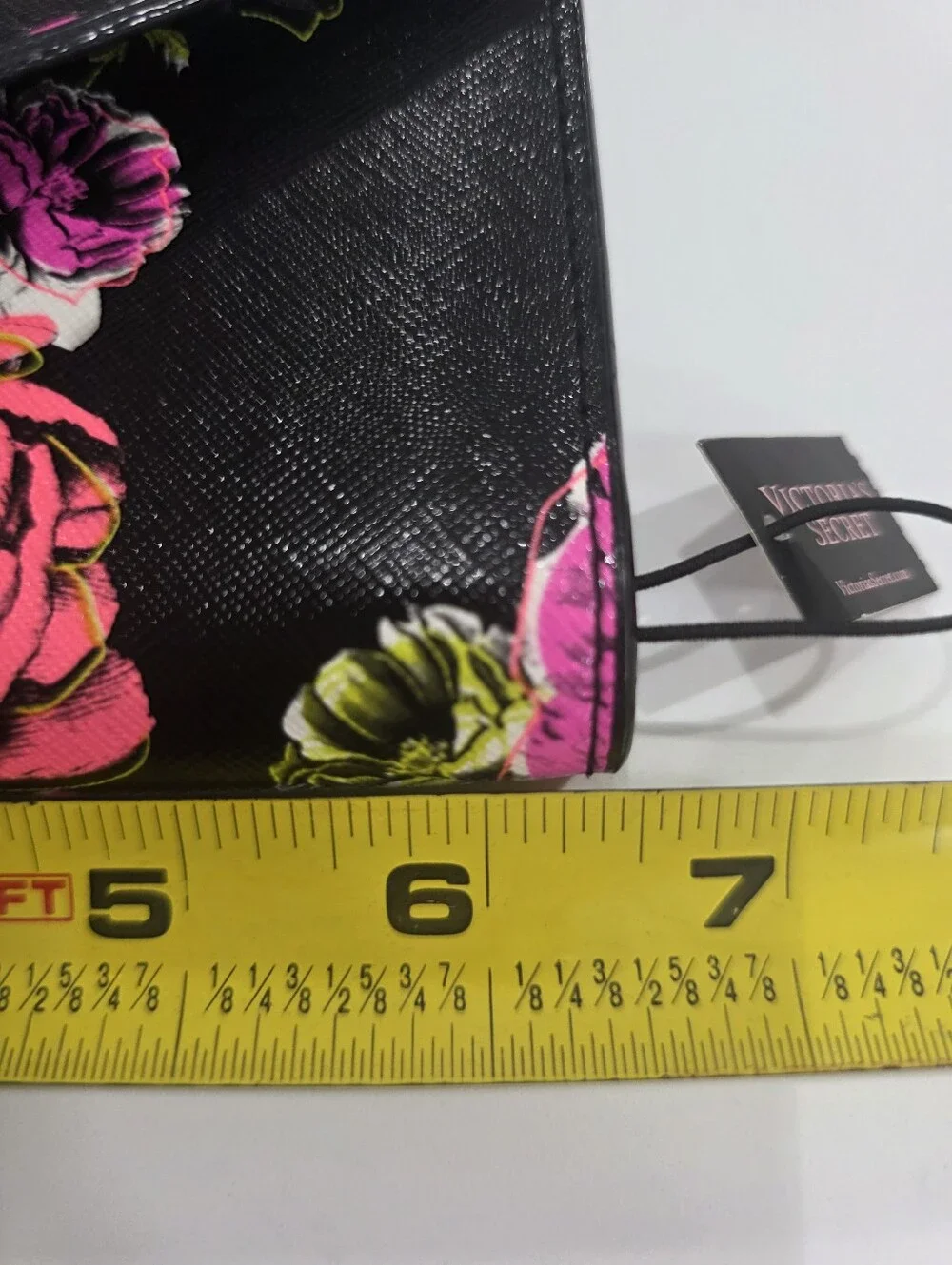 Victoria's Secret Floral Wallet Wristlet Clutch NWT Black Pink - Picture 8 of 10